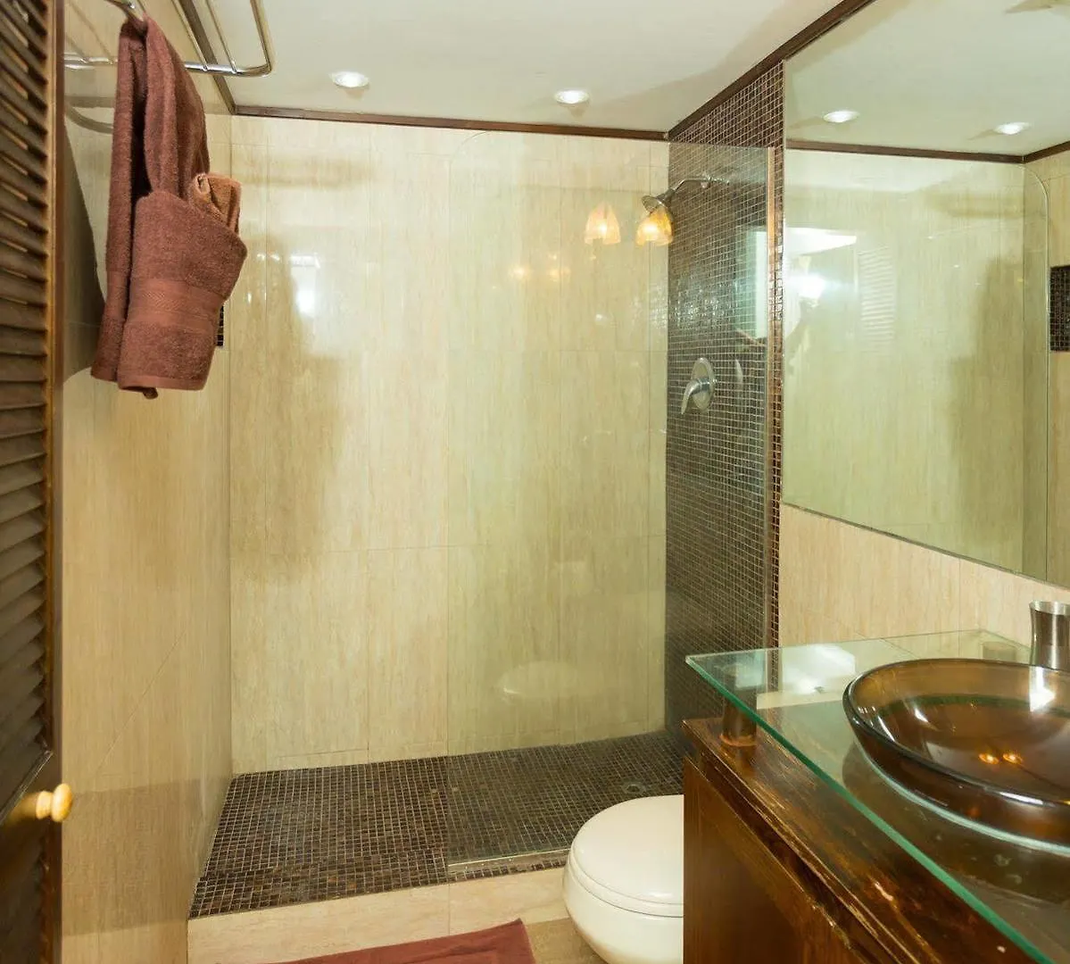 New Kingston Guest Apartments At Abbey